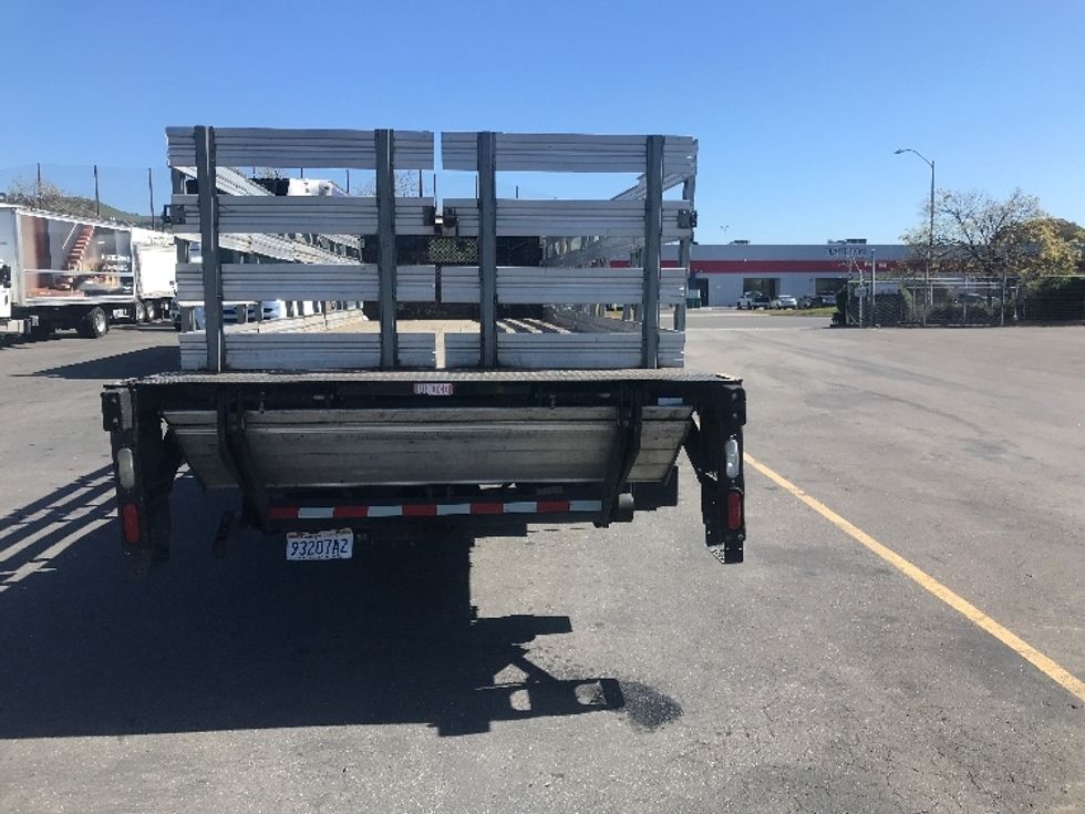 Flatbed Truck-Light and Medium Duty Trucks-Freightliner-2017-M2-West Sacramento-CA-175,699\n\t\tmiles-$ 43,500 - Image 7