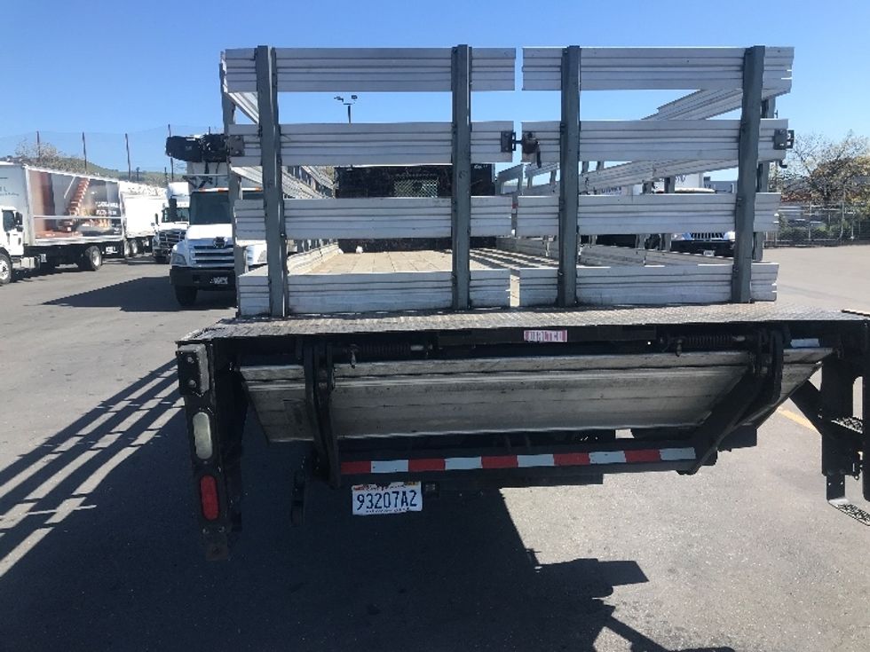 Flatbed Truck-Light and Medium Duty Trucks-Freightliner-2017-M2-West Sacramento-CA-175,699\n\t\tmiles-$ 43,500 - Image 8