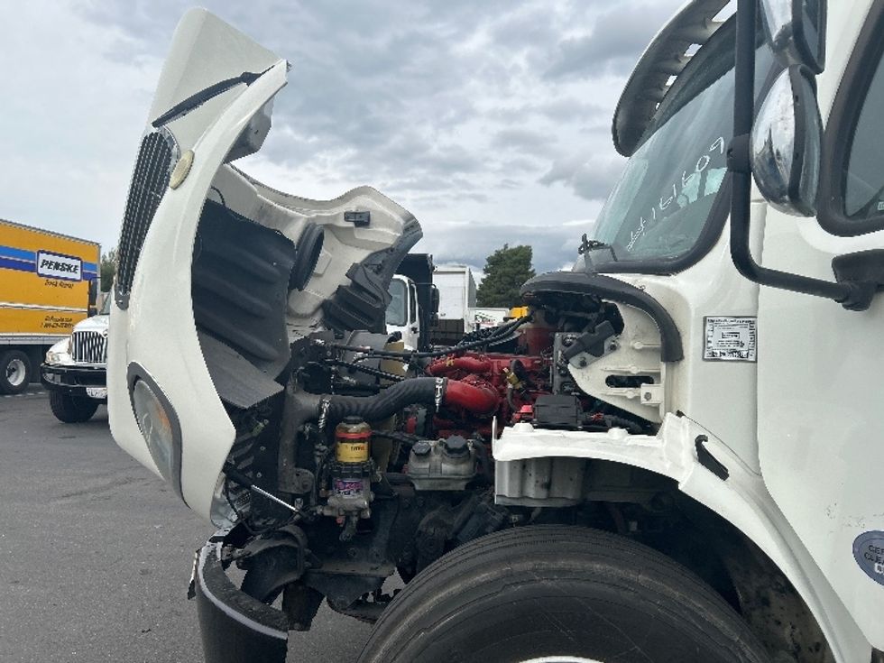 Flatbed Truck-Light and Medium Duty Trucks-Freightliner-2017-M2-West Sacramento-CA-179,188\n\t\tmiles-$ 43,250 - Image 21