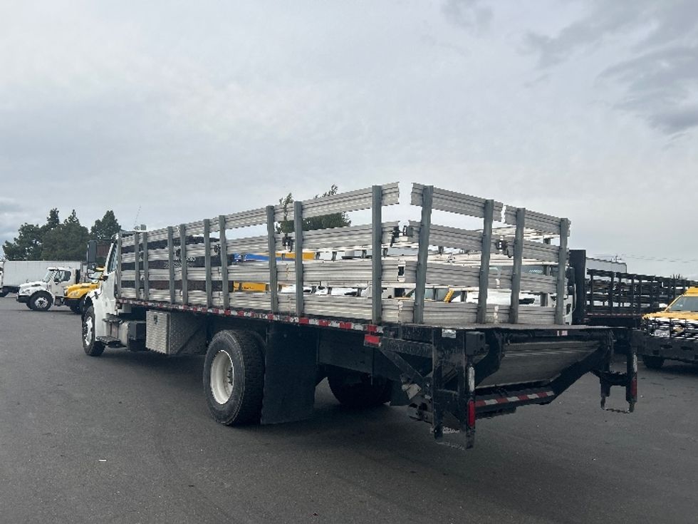 Flatbed Truck-Light and Medium Duty Trucks-Freightliner-2017-M2-West Sacramento-CA-179,188\n\t\tmiles-$ 43,250 - Image 6