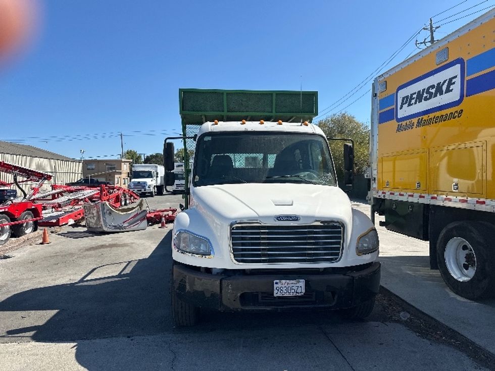 Flatbed Truck-Light and Medium Duty Trucks-Freightliner-2017-M2-West Sacramento-CA-185,423\n\t\tmiles-$ 51,250 - Image 2