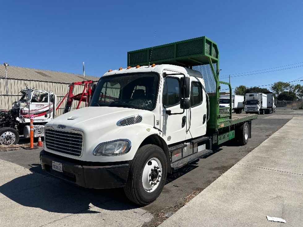 Flatbed Truck-Light and Medium Duty Trucks-Freightliner-2017-M2-West Sacramento-CA-185,423\n\t\tmiles-$ 51,250 - Image 3
