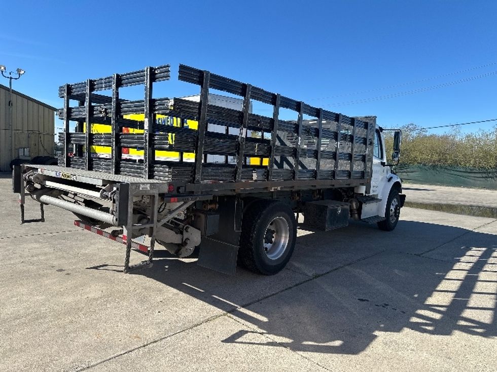 Flatbed Truck-Light and Medium Duty Trucks-Freightliner-2017-M2-West Sacramento-CA-83,462\n\t\tmiles-$ 52,750 - Image 13
