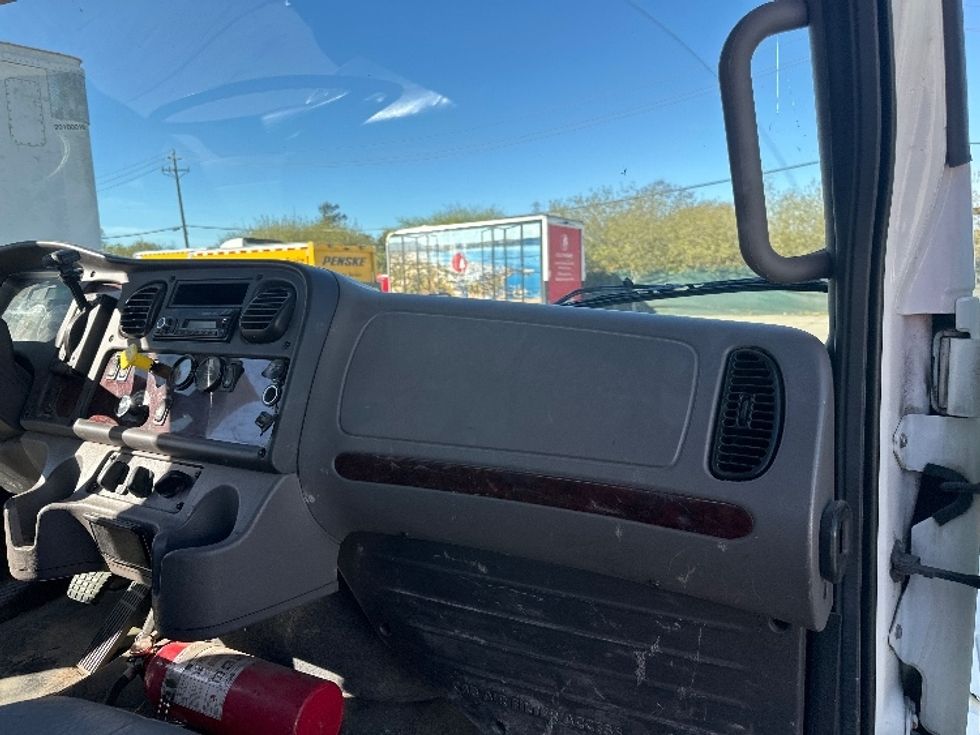 Flatbed Truck-Light and Medium Duty Trucks-Freightliner-2017-M2-West Sacramento-CA-83,462\n\t\tmiles-$ 52,750 - Image 21