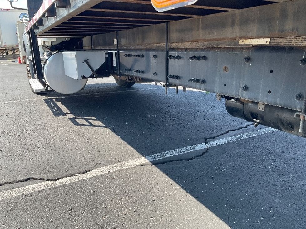 Flatbed Truck-Light and Medium Duty Trucks-Freightliner-2017-M211264S-Colorado Springs-CO-229,773\n\t\tmiles-$ 81,750 - Image 5