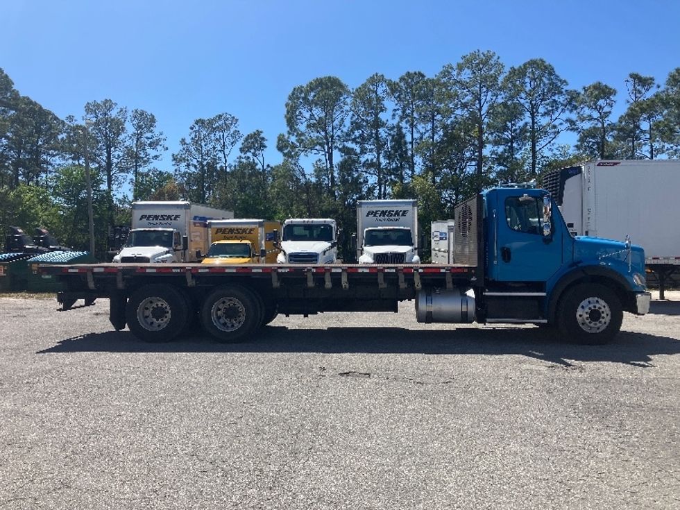 Flatbed Truck-Light and Medium Duty Trucks-Freightliner-2017-M211264S-Daytona Beach-FL-684,494\n\t\tmiles-$ 54,000 - Image 15