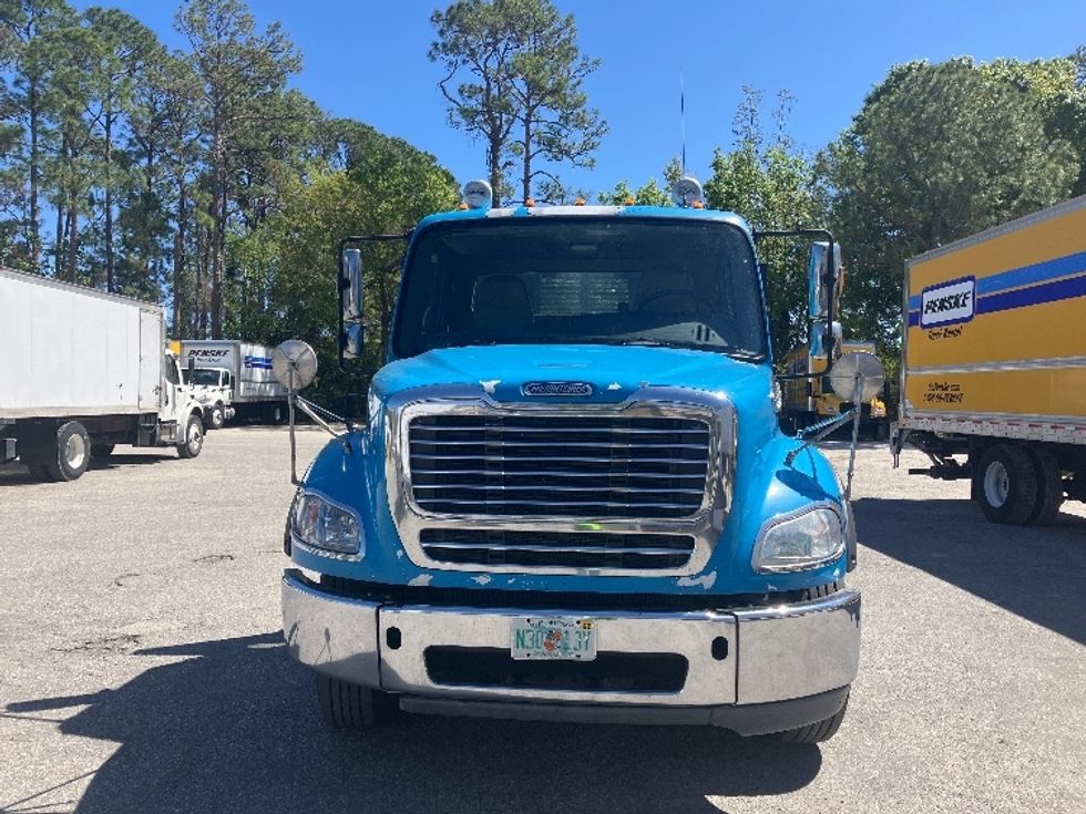 Flatbed Truck-Light and Medium Duty Trucks-Freightliner-2017-M211264S-Daytona Beach-FL-684,494\n\t\tmiles-$ 54,000 - Image 2