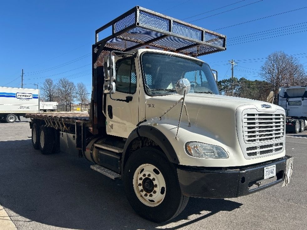 Flatbed Truck-Light and Medium Duty Trucks-Freightliner-2017-M211264S-Lowell-AR-113,456\n\t\tmiles-$ 94,250 - Image 1