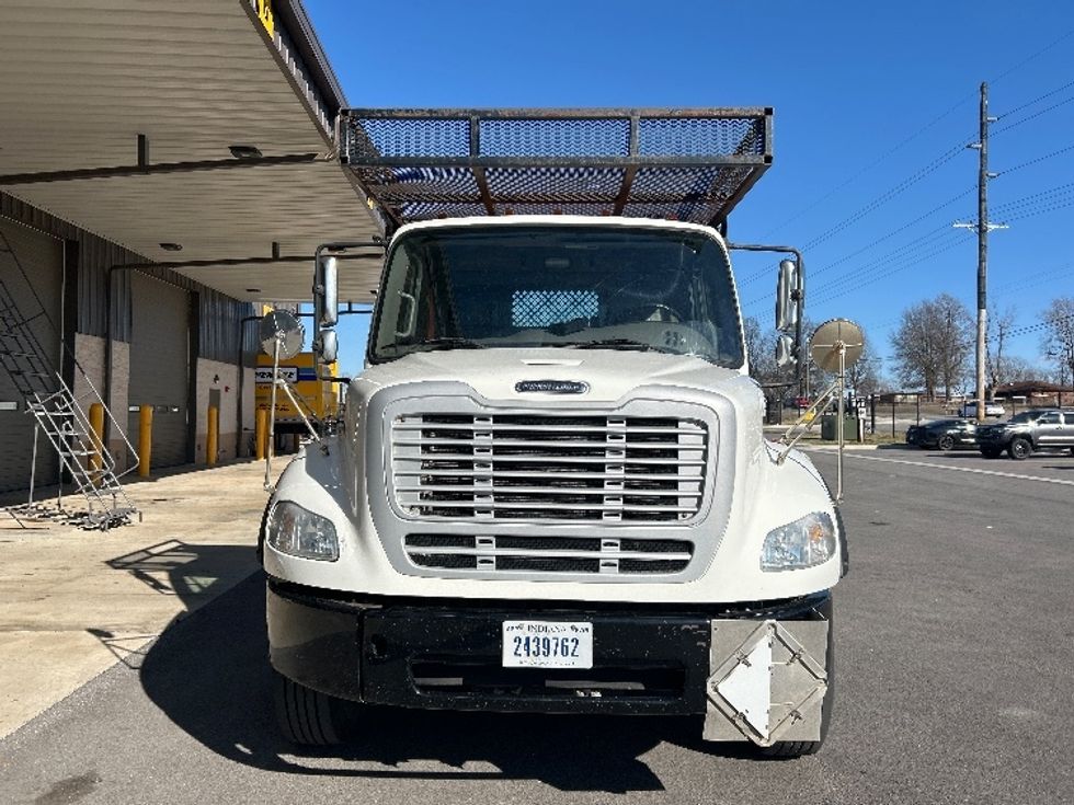 Flatbed Truck-Light and Medium Duty Trucks-Freightliner-2017-M211264S-Lowell-AR-113,456\n\t\tmiles-$ 94,250 - Image 2