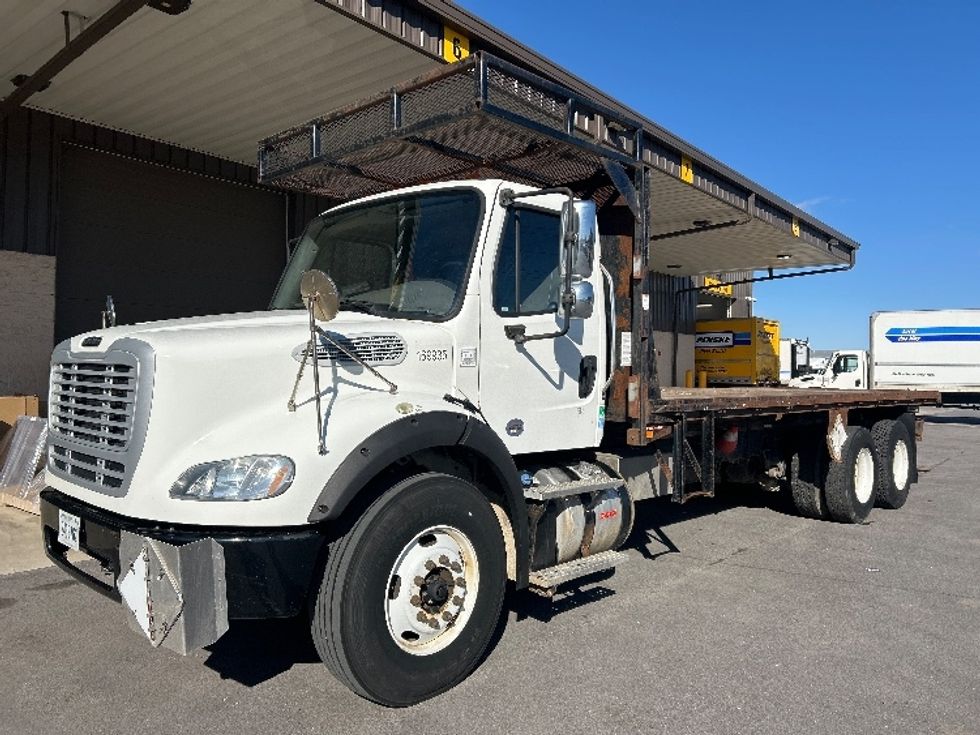 Flatbed Truck-Light and Medium Duty Trucks-Freightliner-2017-M211264S-Lowell-AR-113,456\n\t\tmiles-$ 94,250 - Image 3