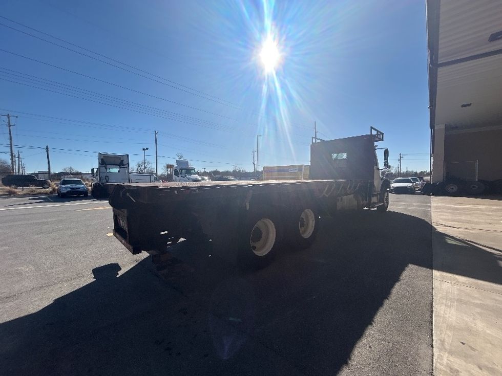 Flatbed Truck-Light and Medium Duty Trucks-Freightliner-2017-M211264S-Lowell-AR-113,456\n\t\tmiles-$ 94,250 - Image 9