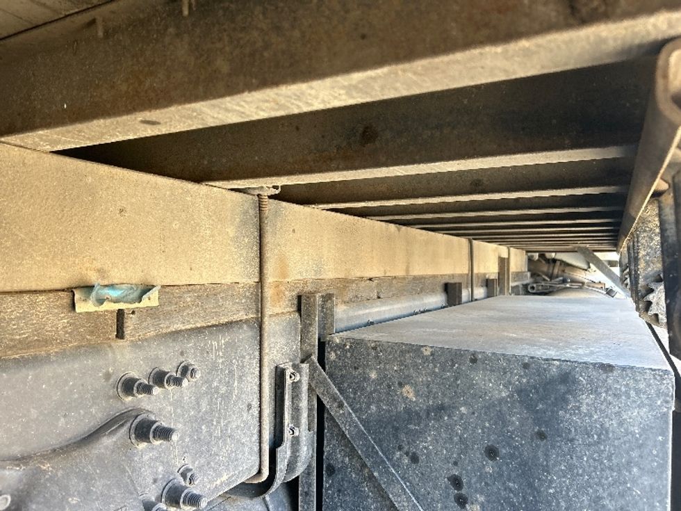 Flatbed Truck-Light and Medium Duty Trucks-Freightliner-2017-M211264S-Santa Maria-CA-211,450\n\t\tmiles-$ 88,000 - Image 10