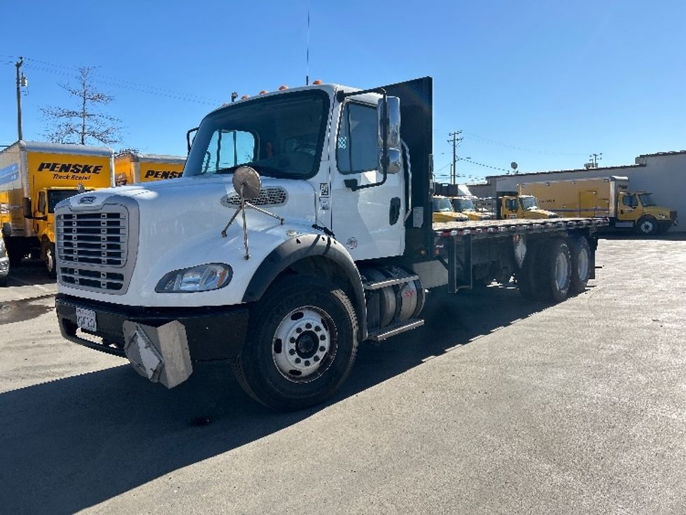 Flatbed Truck-Light and Medium Duty Trucks-Freightliner-2017-M211264S-Santa Maria-CA-211,450\n\t\tmiles-$ 88,000 - Image 3
