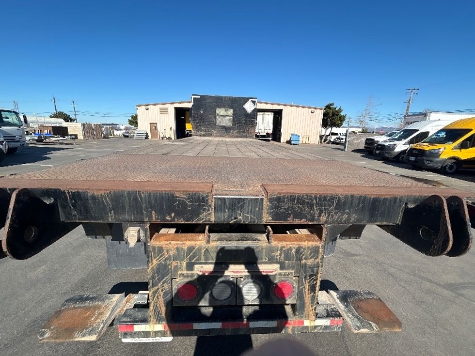 Flatbed Truck-Light and Medium Duty Trucks-Freightliner-2017-M211264S-Santa Maria-CA-211,450\n\t\tmiles-$ 88,000 - Image 8