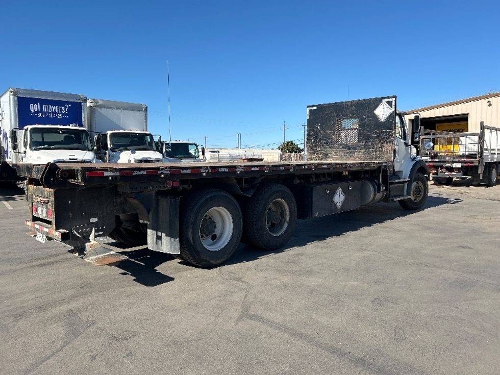 Flatbed Truck-Light and Medium Duty Trucks-Freightliner-2017-M211264S-Santa Maria-CA-211,450\n\t\tmiles-$ 88,000 - Image 9