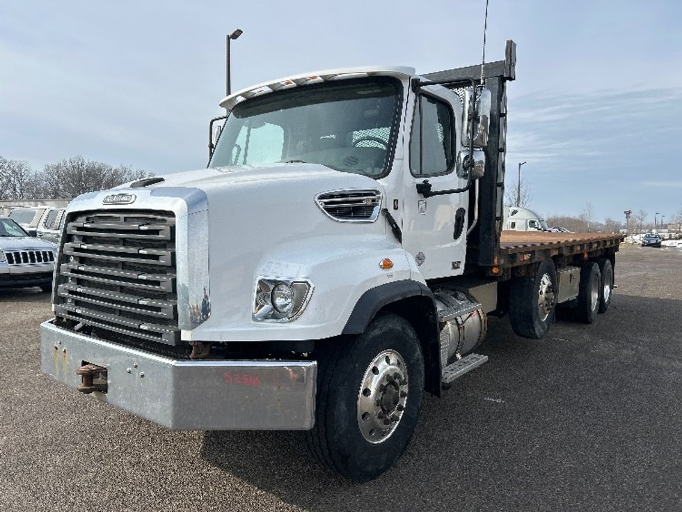 Flatbed Truck-Light and Medium Duty Trucks-Freightliner-2018-114SD-Lansing-MI-241,507\n\t\tmiles-$ 102,500 - Image 3