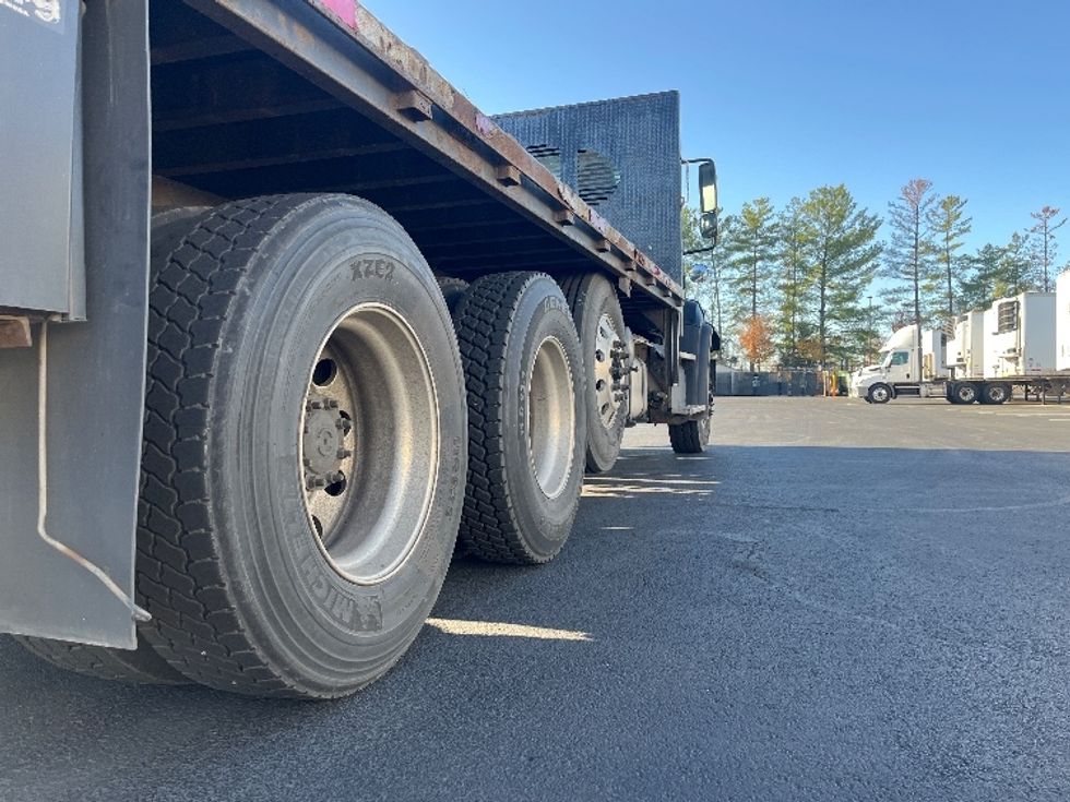 Flatbed Truck-Light and Medium Duty Trucks-Freightliner-2018-114SD-Sterling-VA-296,764\n\t\tmiles-$ 77,250 - Image 11