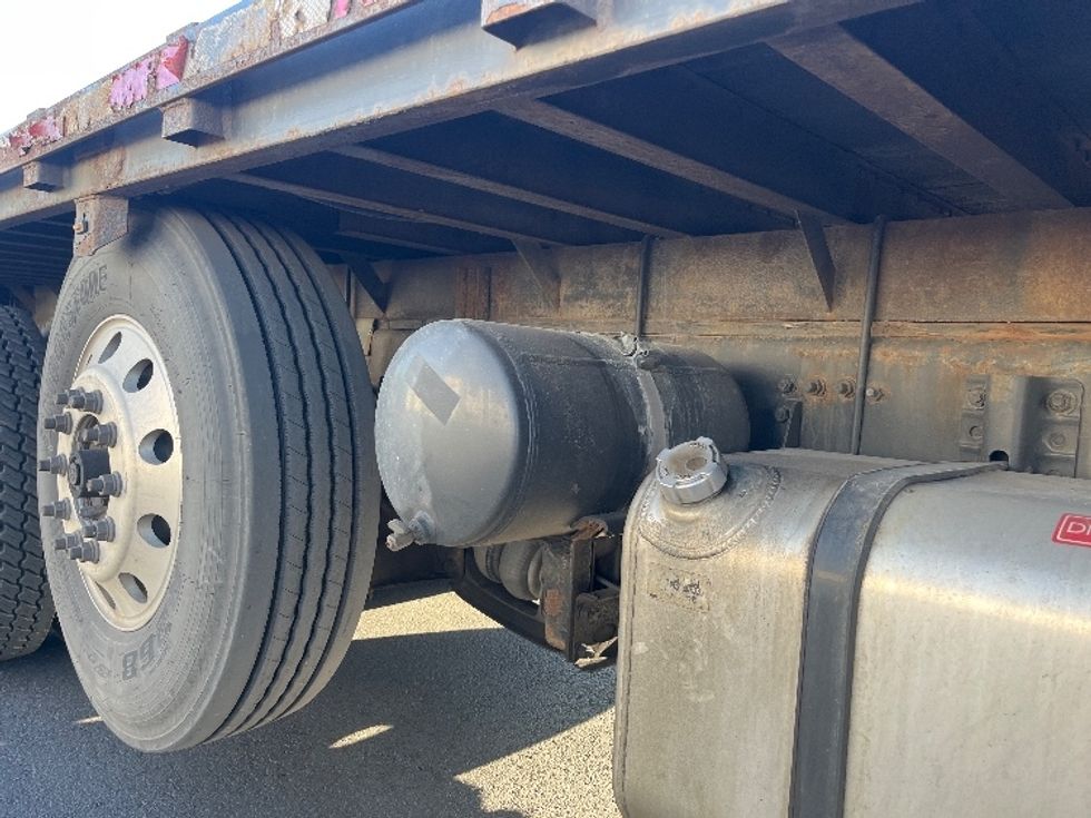 Flatbed Truck-Light and Medium Duty Trucks-Freightliner-2018-114SD-Sterling-VA-296,764\n\t\tmiles-$ 77,250 - Image 14