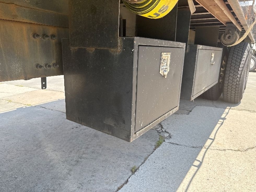 Flatbed Truck-Light and Medium Duty Trucks-Freightliner-2018-Cascadia X12564S-Atlanta (Conyers)-GA-188,339\n\t\tmiles-$ 108,750 - Image 5