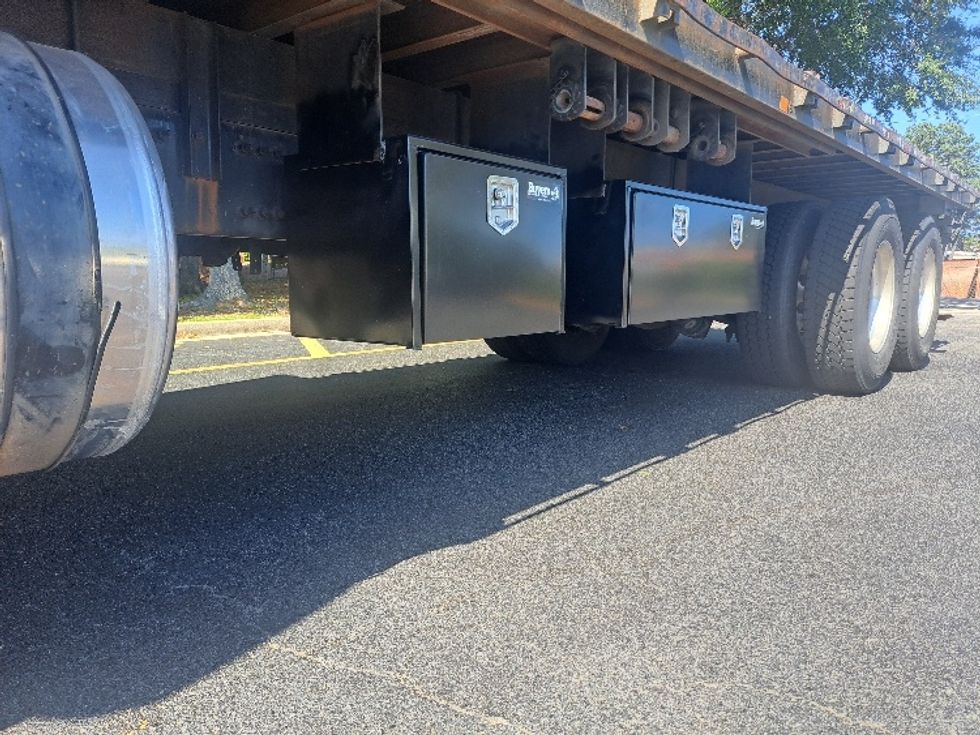 Flatbed Truck-Light and Medium Duty Trucks-Freightliner-2018-Cascadia X12564S-Atlanta-GA-175,303\n\t\tmiles-$ 99,500 - Image 5