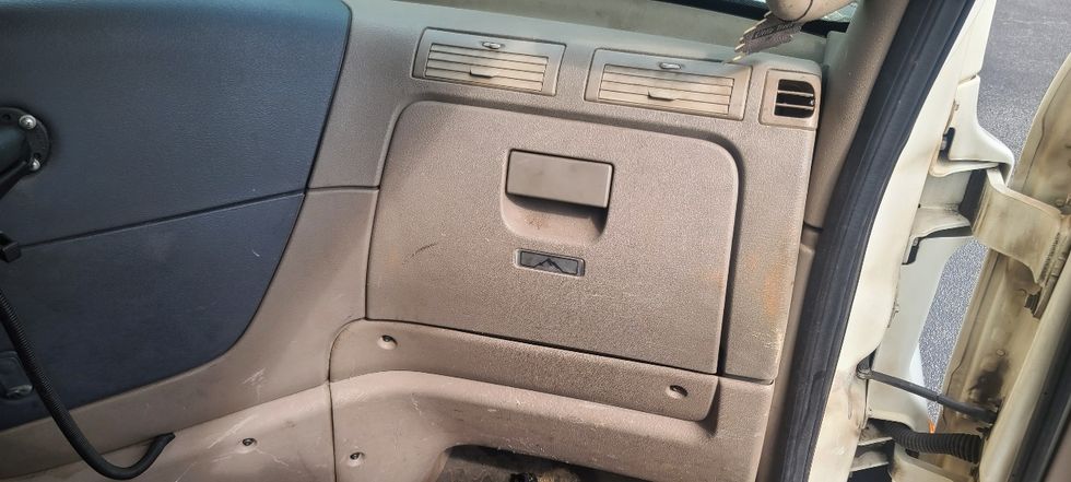 Flatbed Truck-Light and Medium Duty Trucks-Freightliner-2018-Cascadia X12564S-Atlanta-GA-257,521\n\t\tmiles-$ 104,750 - Image 21