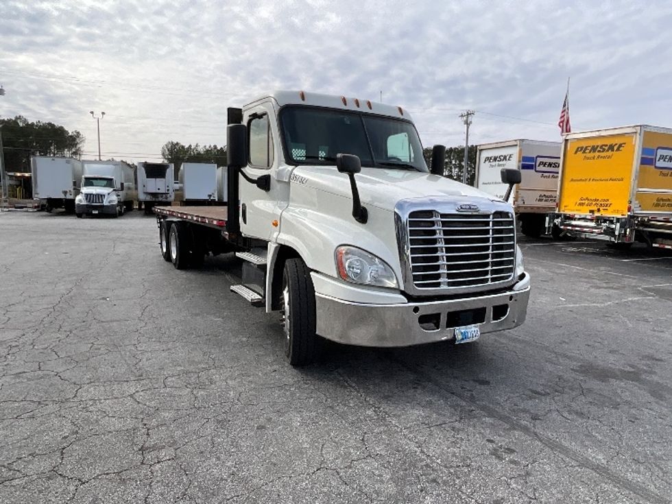 Flatbed Truck-Light and Medium Duty Trucks-Freightliner-2018-Cascadia X12564S-Conyers-GA-263,909\n\t\tmiles-$ 97,250 - Image 1