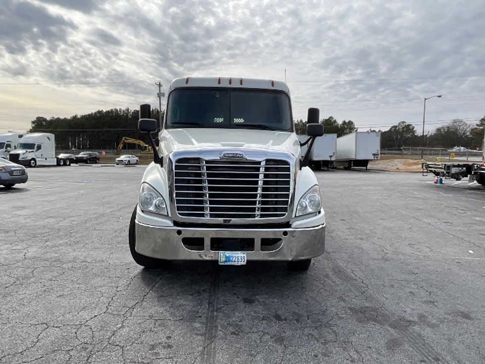 Flatbed Truck-Light and Medium Duty Trucks-Freightliner-2018-Cascadia X12564S-Conyers-GA-263,909\n\t\tmiles-$ 97,250 - Image 2