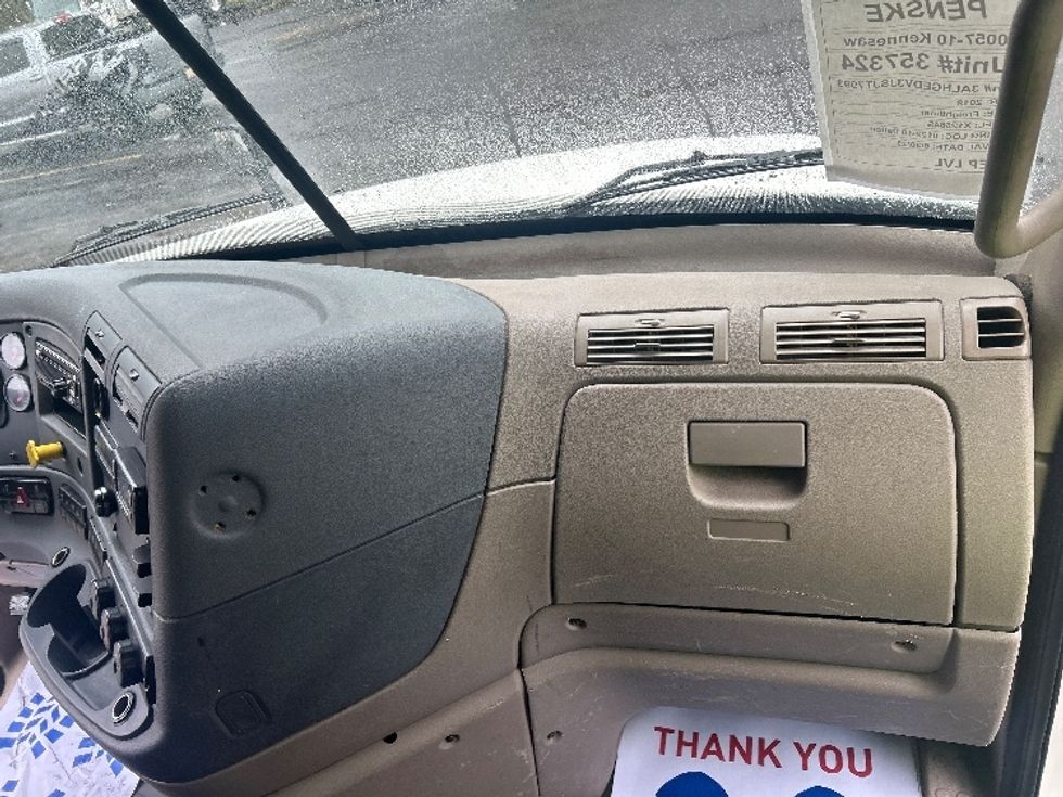 Flatbed Truck-Light and Medium Duty Trucks-Freightliner-2018-Cascadia X12564S-Dalton-GA-251,744\n\t\tmiles-$ 100,000 - Image 21