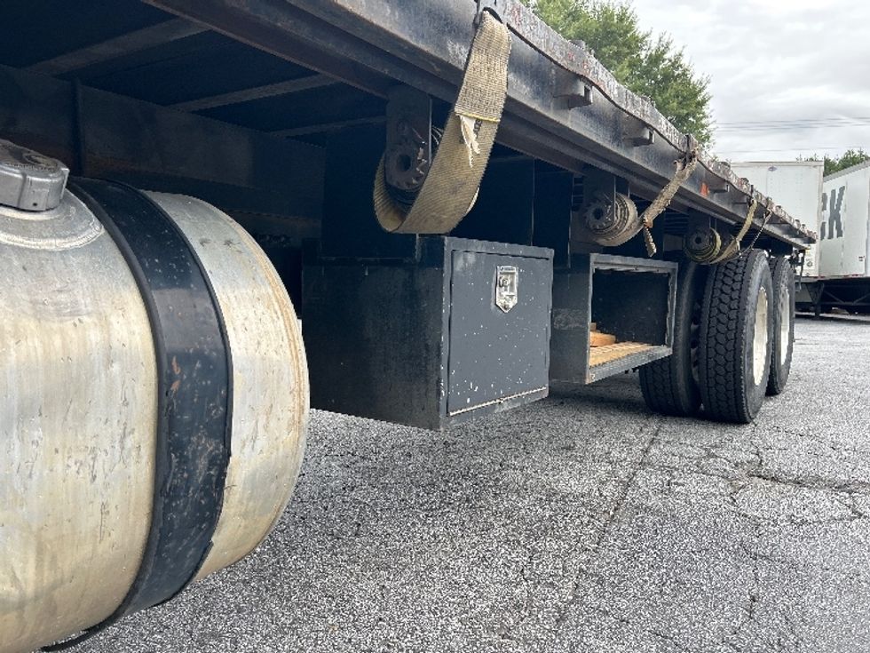 Flatbed Truck-Light and Medium Duty Trucks-Freightliner-2018-Cascadia X12564S-Duluth-GA-233,233\n\t\tmiles-$ 101,000 - Image 5