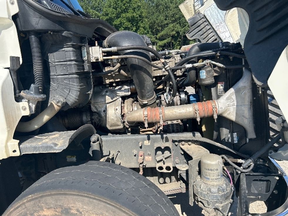 Flatbed Truck-Light and Medium Duty Trucks-Freightliner-2018-Cascadia X12564S-Kennesaw-GA-198,990\n\t\tmiles-$ 103,000 - Image 19