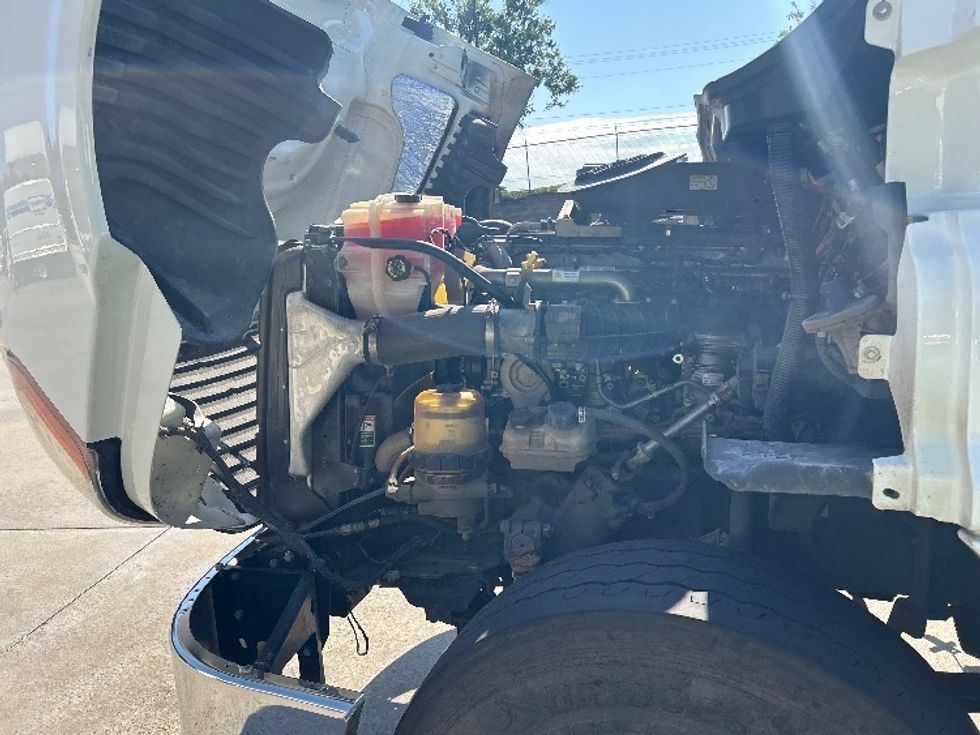 Flatbed Truck-Light and Medium Duty Trucks-Freightliner-2018-Cascadia X12564S-Kennesaw-GA-198,990\n\t\tmiles-$ 103,000 - Image 20