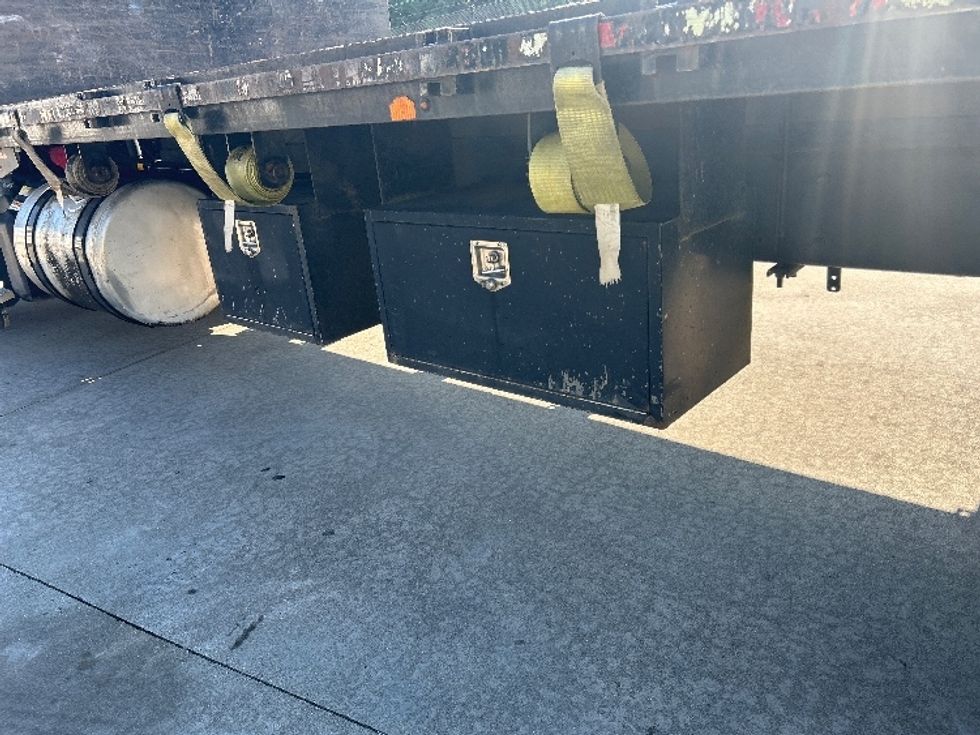 Flatbed Truck-Light and Medium Duty Trucks-Freightliner-2018-Cascadia X12564S-Kennesaw-GA-198,990\n\t\tmiles-$ 103,000 - Image 5