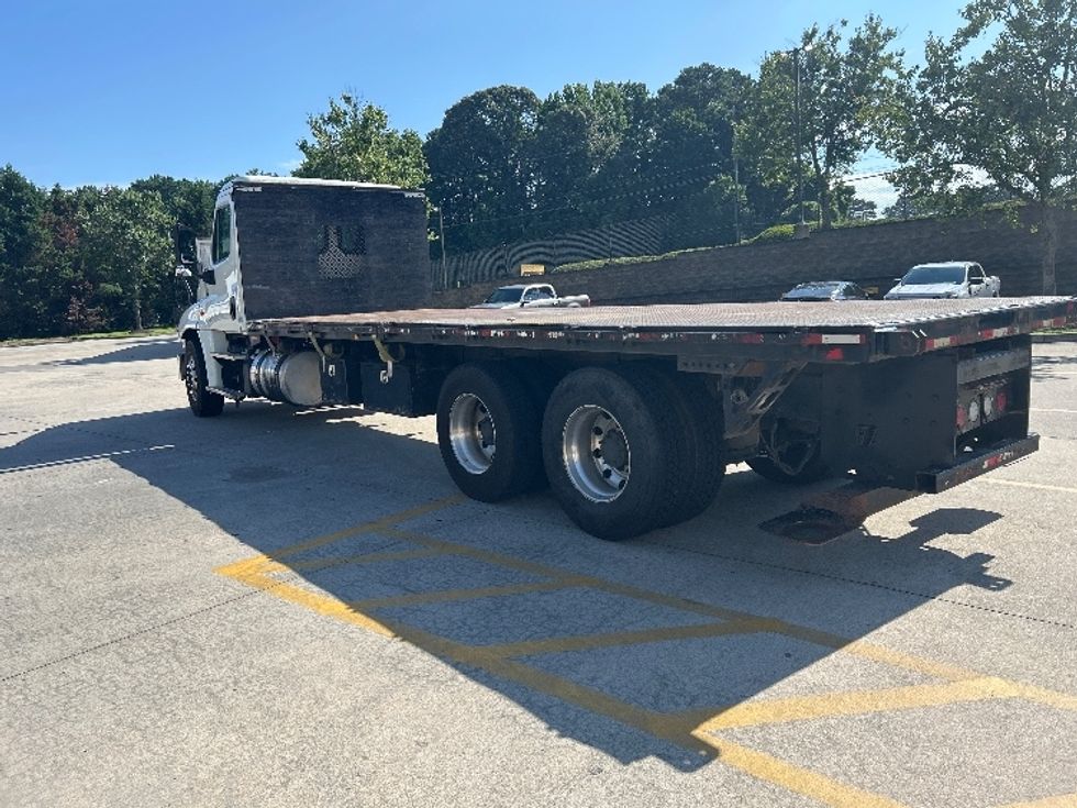 Flatbed Truck-Light and Medium Duty Trucks-Freightliner-2018-Cascadia X12564S-Kennesaw-GA-198,990\n\t\tmiles-$ 103,000 - Image 6