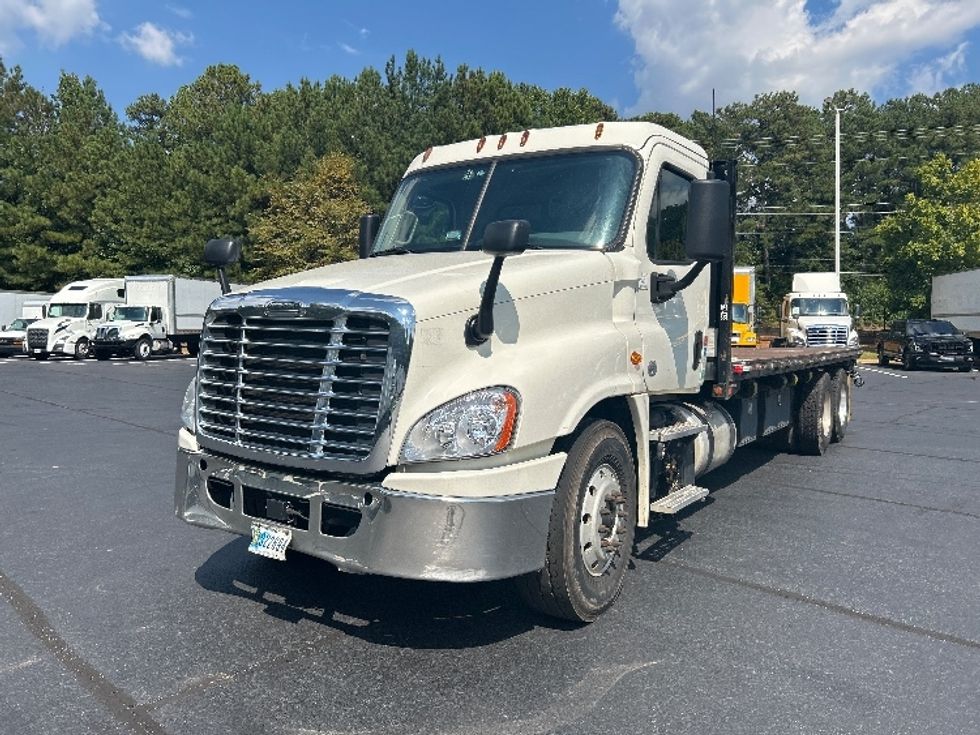 Flatbed Truck-Light and Medium Duty Trucks-Freightliner-2018-Cascadia X12564S-Kennesaw-GA-204,735\n\t\tmiles-$ 102,750 - Image 3