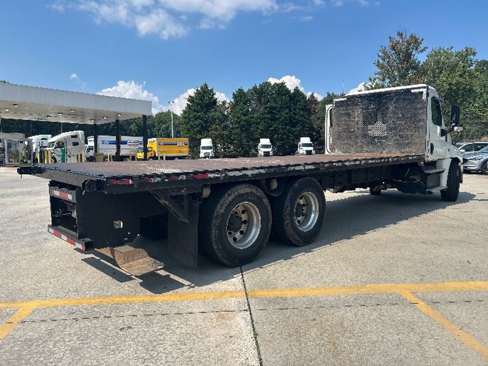 Flatbed Truck-Light and Medium Duty Trucks-Freightliner-2018-Cascadia X12564S-Kennesaw-GA-204,735\n\t\tmiles-$ 102,750 - Image 9