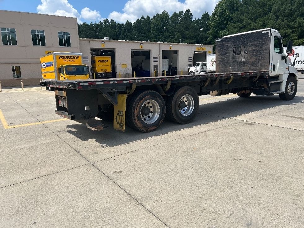 Flatbed Truck-Light and Medium Duty Trucks-Freightliner-2018-Cascadia X12564S-Kennesaw-GA-224,879\n\t\tmiles-$ 106,500 - Image 9