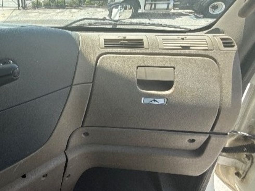 Flatbed Truck-Light and Medium Duty Trucks-Freightliner-2018-Cascadia X12564S-Mcdonough-GA-340,213\n\t\tmiles-$ 100,500 - Image 21