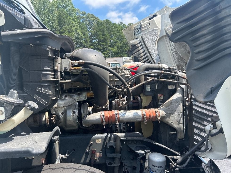 Flatbed Truck-Light and Medium Duty Trucks-Freightliner-2018-Cascadia X12564S-Norcross-GA-177,469\n\t\tmiles-$ 104,250 - Image 19