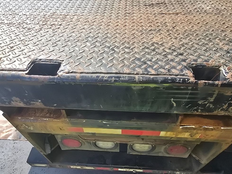 Flatbed Truck-Light and Medium Duty Trucks-Freightliner-2018-Cascadia X12564S-Norcross-GA-177,469\n\t\tmiles-$ 104,250 - Image 8