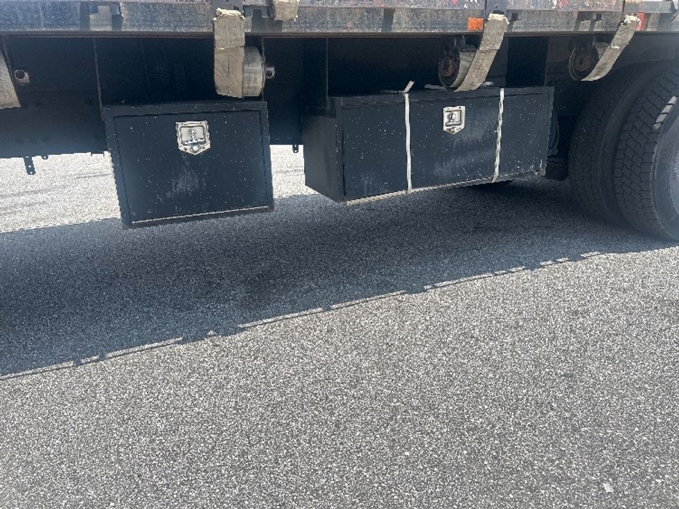 Flatbed Truck-Light and Medium Duty Trucks-Freightliner-2018-Cascadia X12564S-Norcross-GA-207,768\n\t\tmiles-$ 107,500 - Image 5