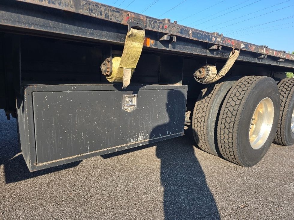 Flatbed Truck-Light and Medium Duty Trucks-Freightliner-2018-Cascadia X12564S-Norcross-GA-257,198\n\t\tmiles-$ 104,750 - Image 5