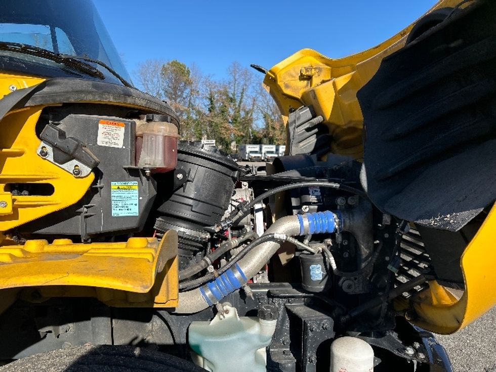 Flatbed Truck-Light and Medium Duty Trucks-Freightliner-2018-M2-Ashland-VA-140,027\n\t\tmiles-$ 56,500 - Image 19