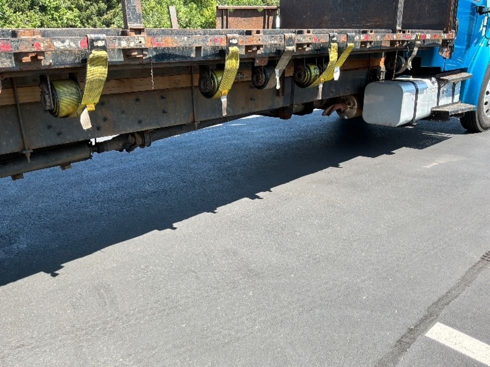 Flatbed Truck-Light and Medium Duty Trucks-Freightliner-2018-M2-Bensalem-PA-215,235\n\t\tmiles-$ 11,500 - Image 12