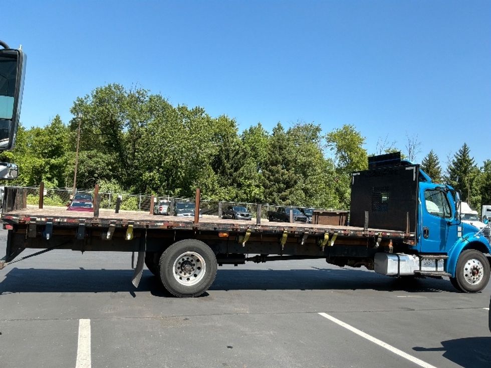 Flatbed Truck-Light and Medium Duty Trucks-Freightliner-2018-M2-Bensalem-PA-215,235\n\t\tmiles-$ 11,500 - Image 13