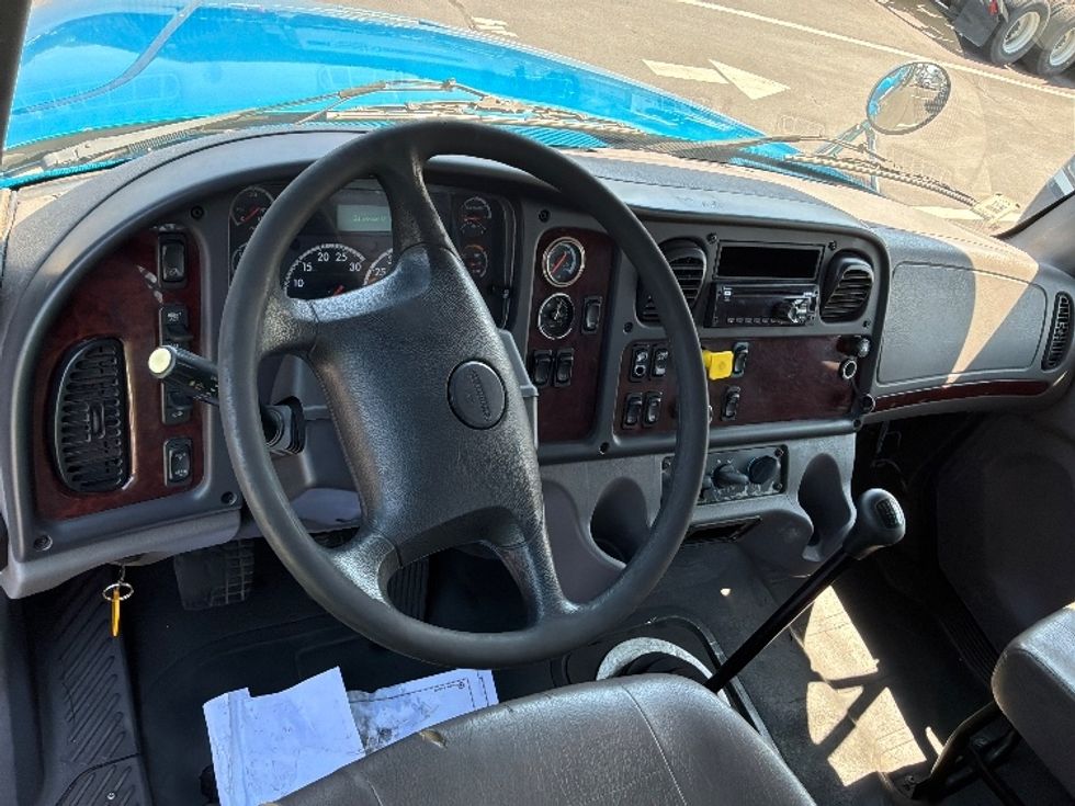 Flatbed Truck-Light and Medium Duty Trucks-Freightliner-2018-M2-Bensalem-PA-215,235\n\t\tmiles-$ 11,500 - Image 16