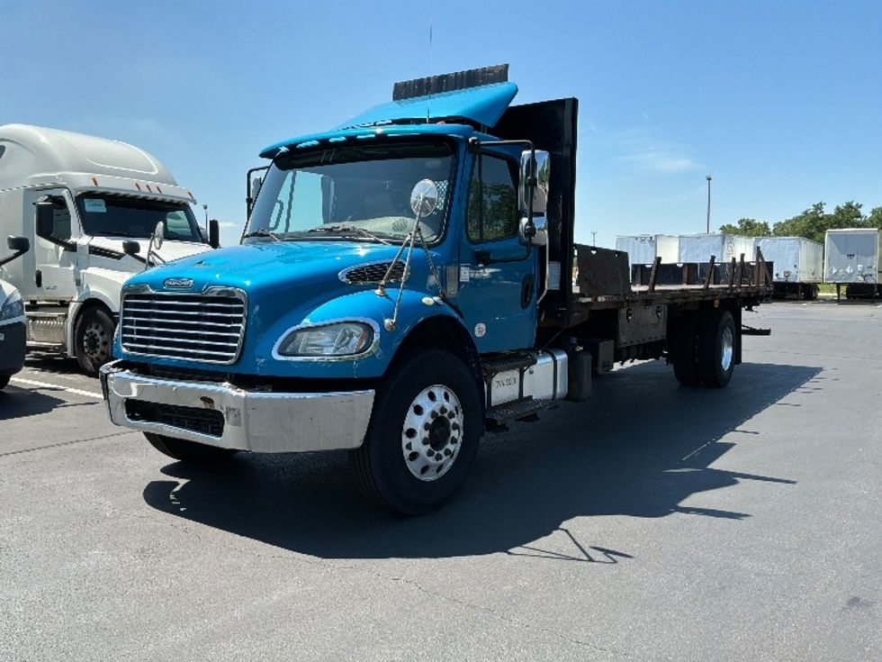 Flatbed Truck-Light and Medium Duty Trucks-Freightliner-2018-M2-Bensalem-PA-215,235\n\t\tmiles-$ 11,500 - Image 3