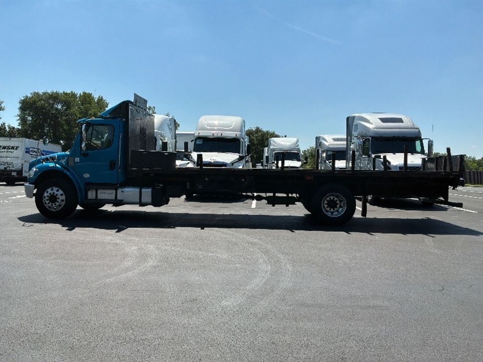 Flatbed Truck-Light and Medium Duty Trucks-Freightliner-2018-M2-Bensalem-PA-215,235\n\t\tmiles-$ 11,500 - Image 4