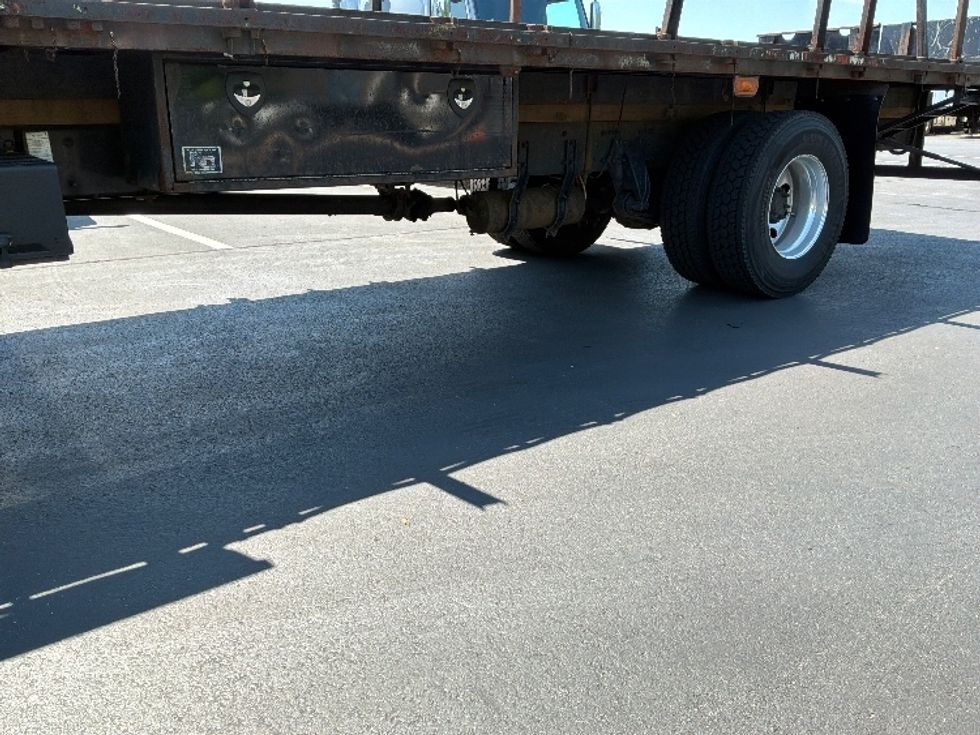 Flatbed Truck-Light and Medium Duty Trucks-Freightliner-2018-M2-Bensalem-PA-215,235\n\t\tmiles-$ 11,500 - Image 5