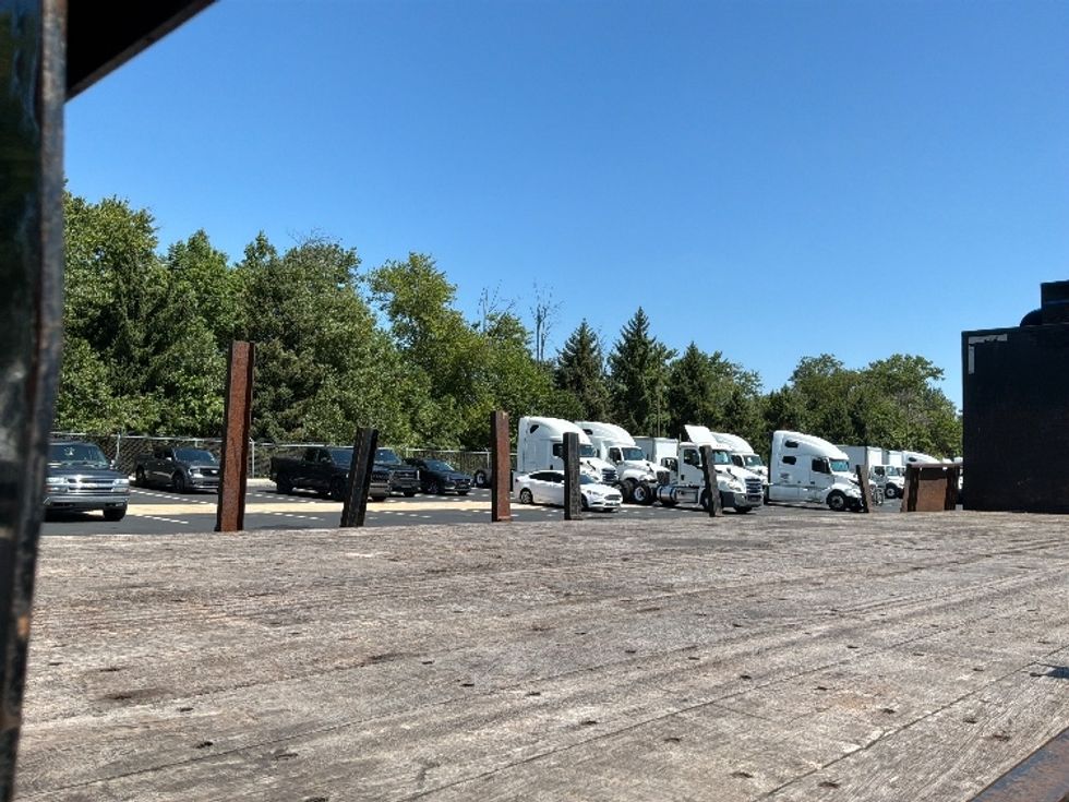 Flatbed Truck-Light and Medium Duty Trucks-Freightliner-2018-M2-Bensalem-PA-215,235\n\t\tmiles-$ 11,500 - Image 9