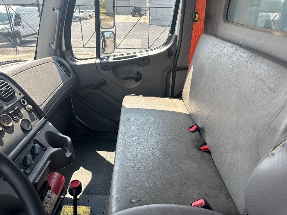 Flatbed Truck-Light and Medium Duty Trucks-Freightliner-2018-M2-Birmingham-AL-254,028\n\t\tmiles-$ 52,000 - Image 17